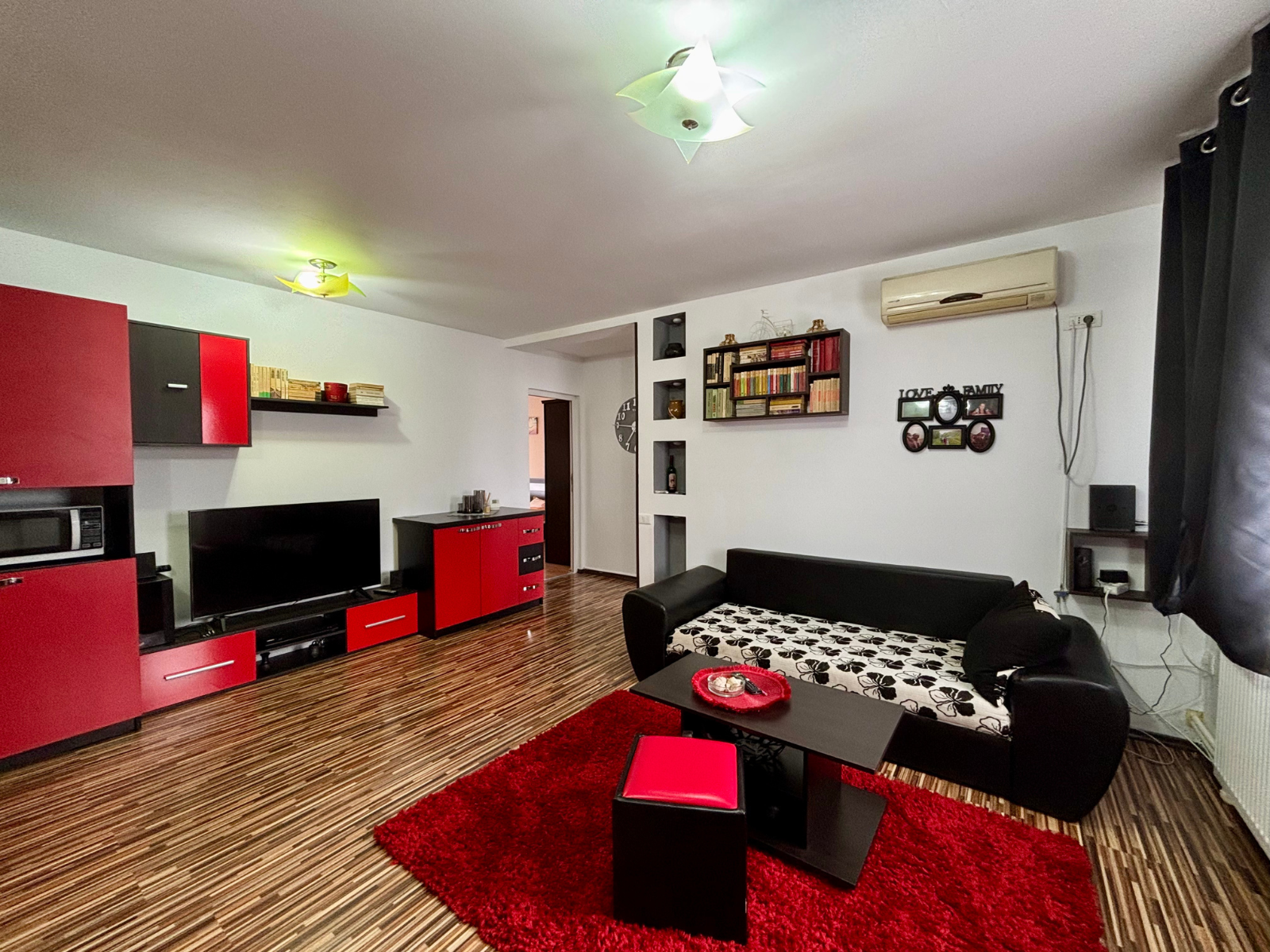 De vânzare apartament la mansardă în Năvodari