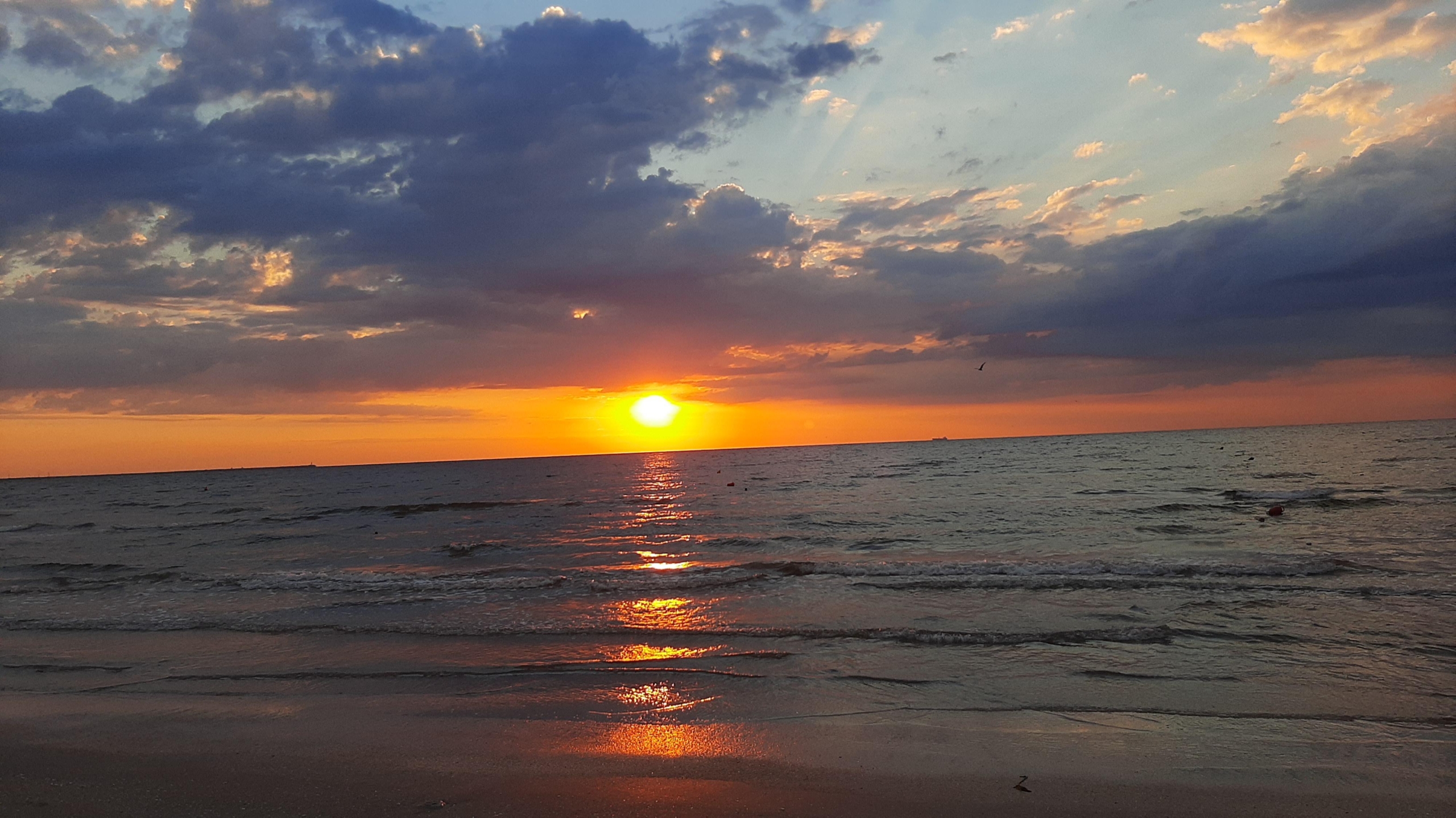 Apartament superb de vânzare în Alezzi Beach Resort